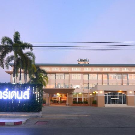 Chumphon Gardens Hotel Exterior photo