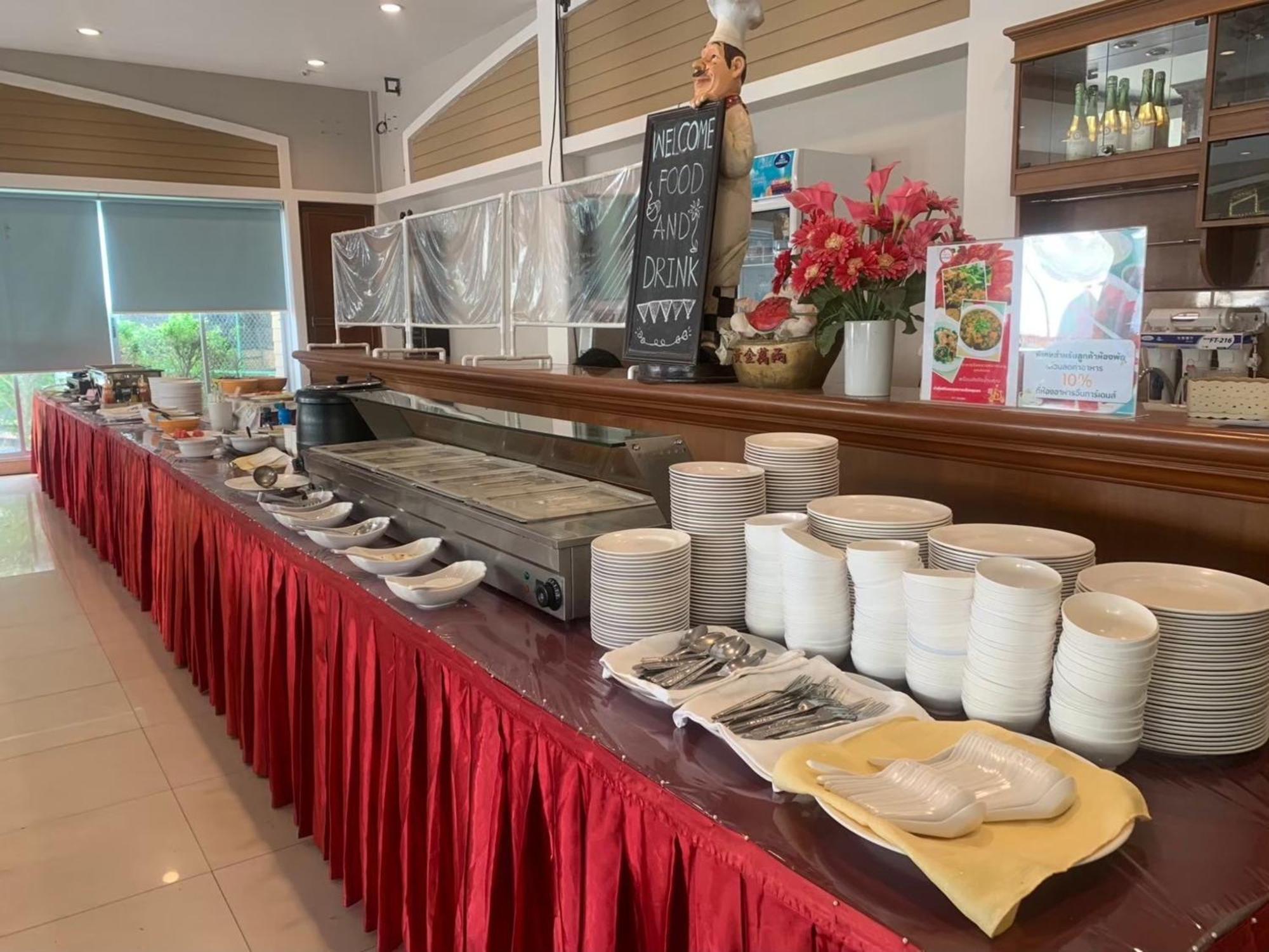 Chumphon Gardens Hotel Exterior photo
